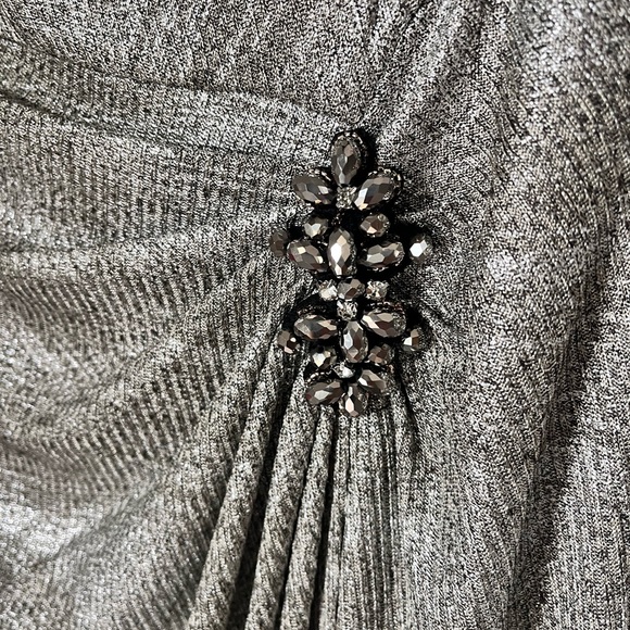 Jessica Howard Silver Dress - Picture 4 of 10